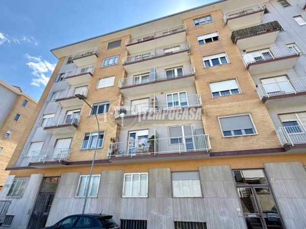 appartamento in vendita a Rivoli in zona Cascine Vica
