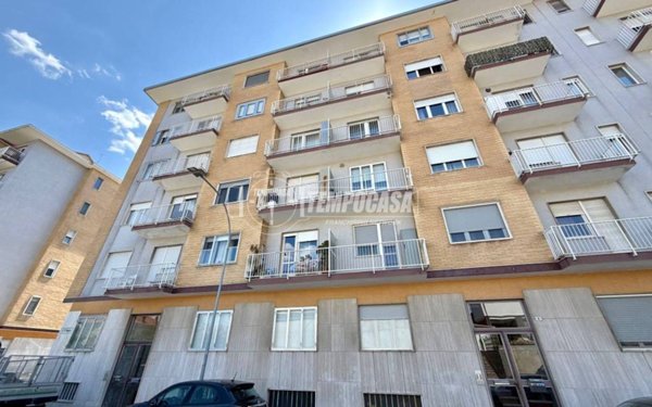 appartamento in vendita a Rivoli in zona Cascine Vica