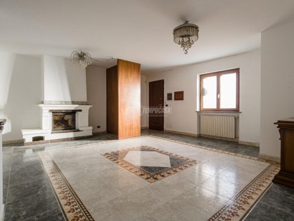 appartamento in vendita a Rivoli in zona Tetti Neirotti