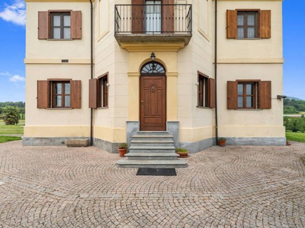 casa indipendente in vendita a Rivoli