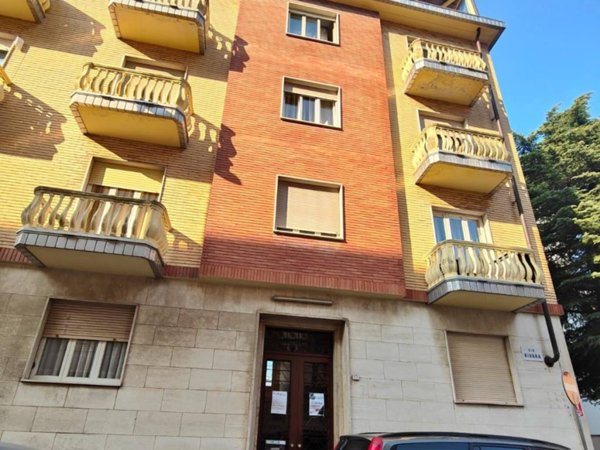 appartamento in vendita a Rivoli in zona Cascine Vica