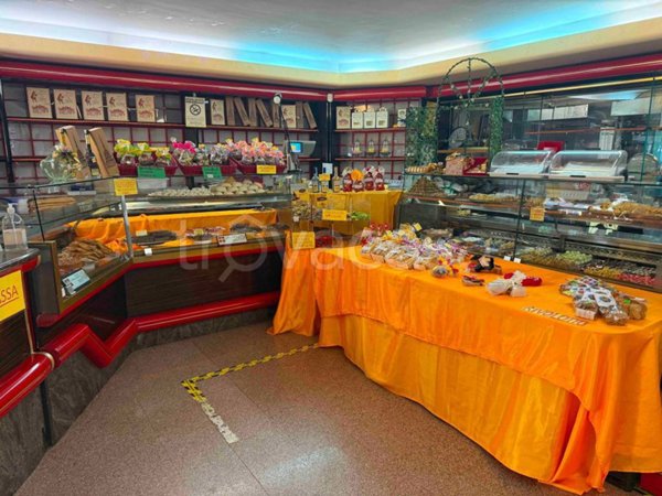negozio in vendita a Rivoli
