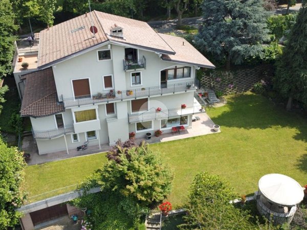 casa indipendente in vendita a Rivoli