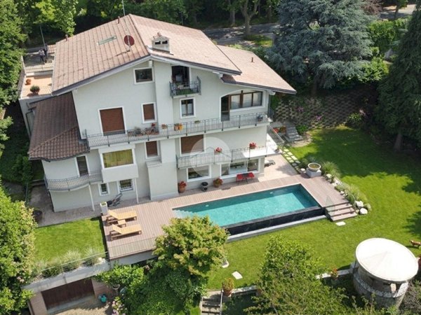 casa indipendente in vendita a Rivoli