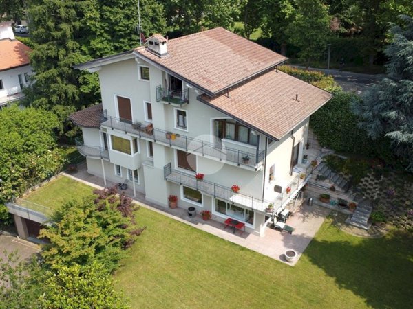 casa indipendente in vendita a Rivoli