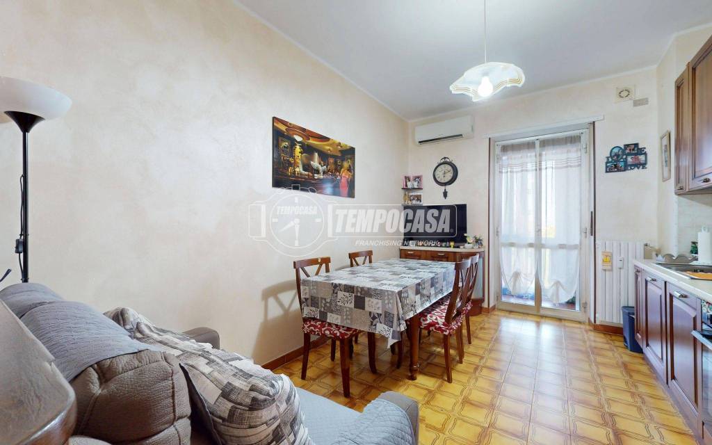 appartamento in vendita a Rivoli in zona Cascine Vica