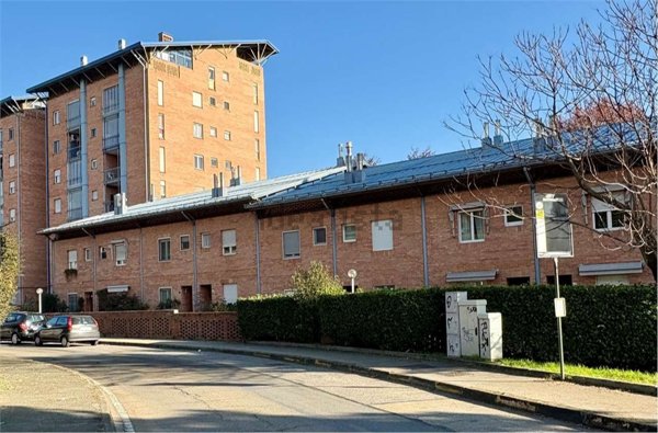 casa indipendente in vendita a Rivoli in zona Cascine Vica