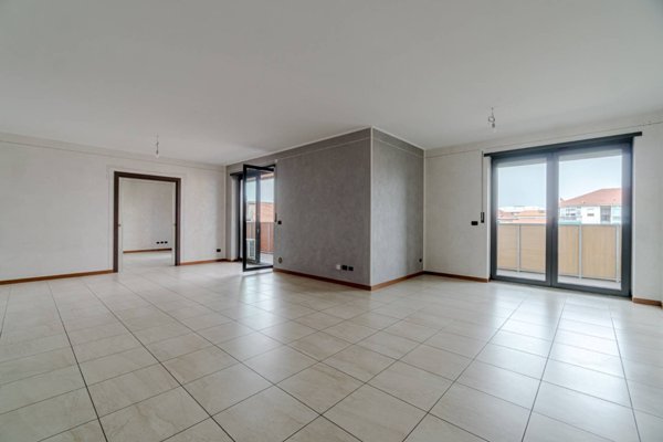 appartamento in vendita a Rivoli in zona Cascine Vica