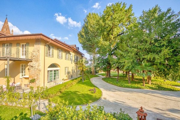 pentavano in vendita a Rivoli