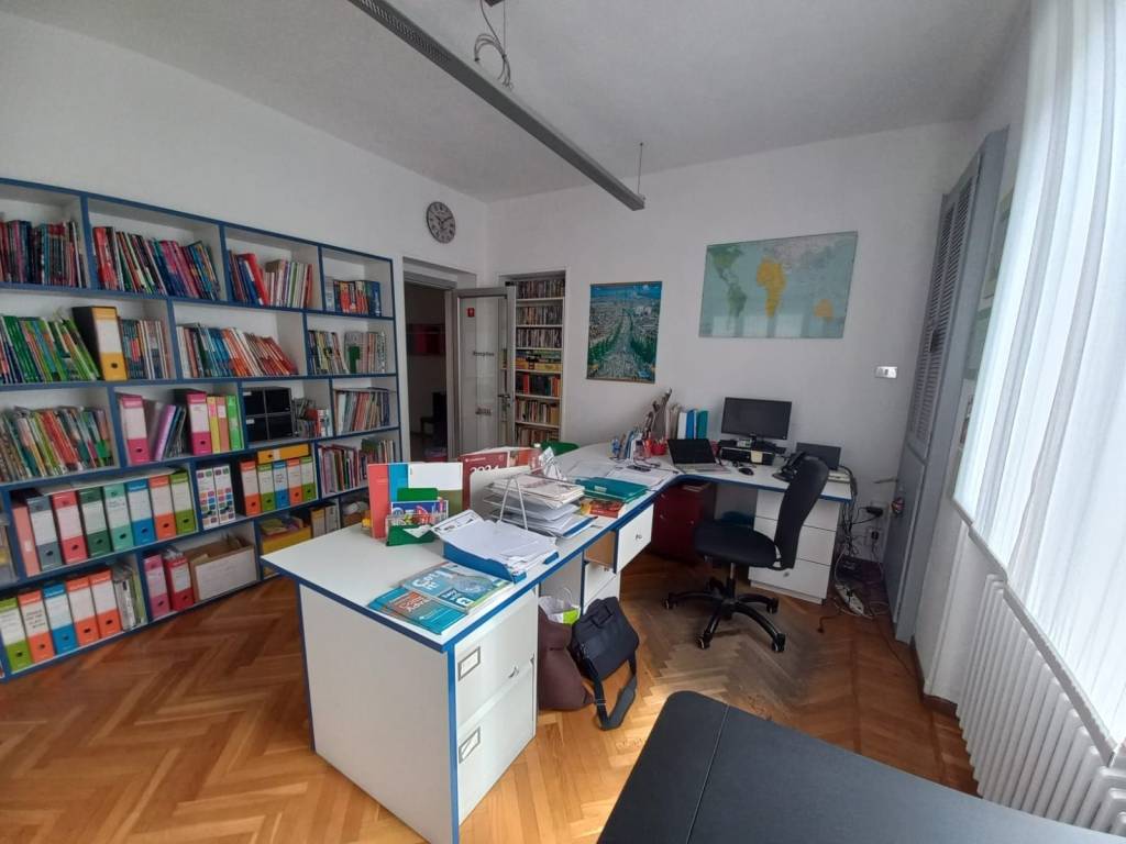 negozio in vendita a Rivoli