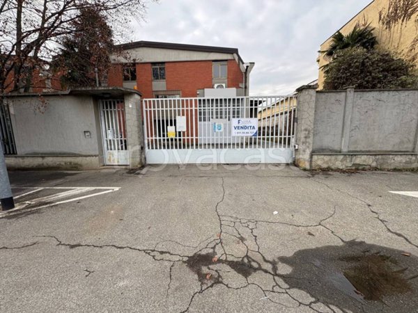 capannone in vendita a Rivoli