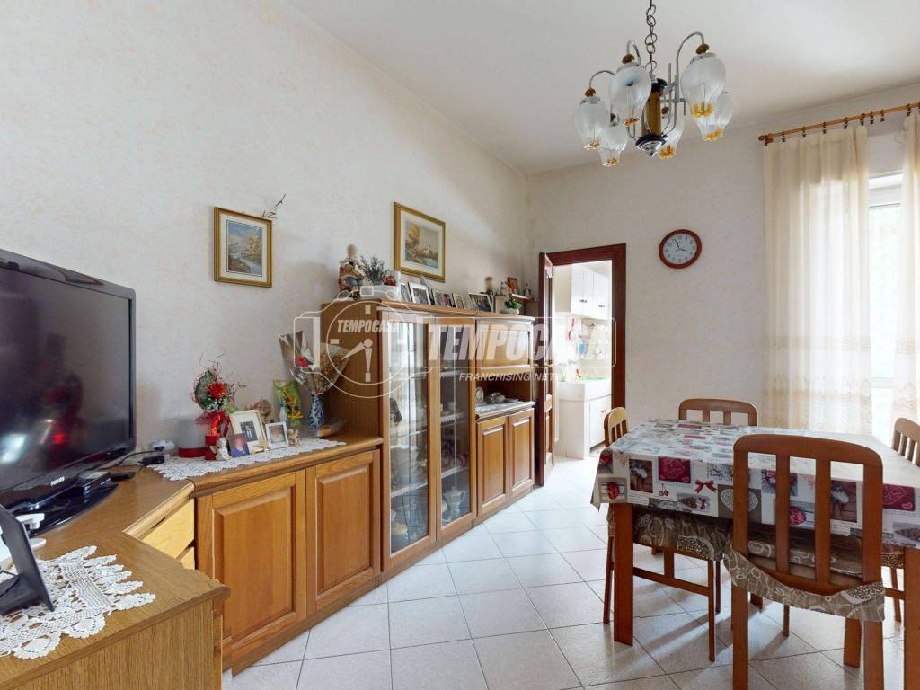 appartamento in vendita a Rivoli in zona Cascine Vica