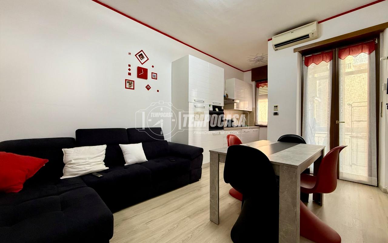 appartamento in vendita a Rivoli in zona Cascine Vica