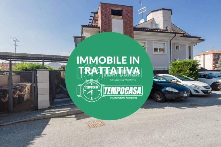 appartamento in vendita a Rivoli in zona Bruere
