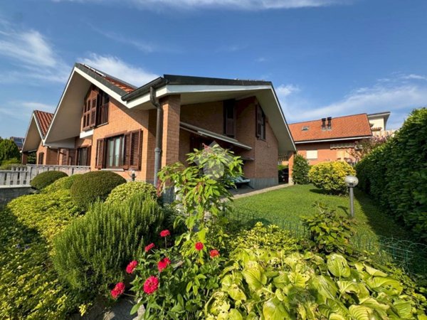 casa indipendente in vendita a Rivoli