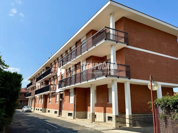 appartamento in vendita a Rivoli in zona Cascine Vica