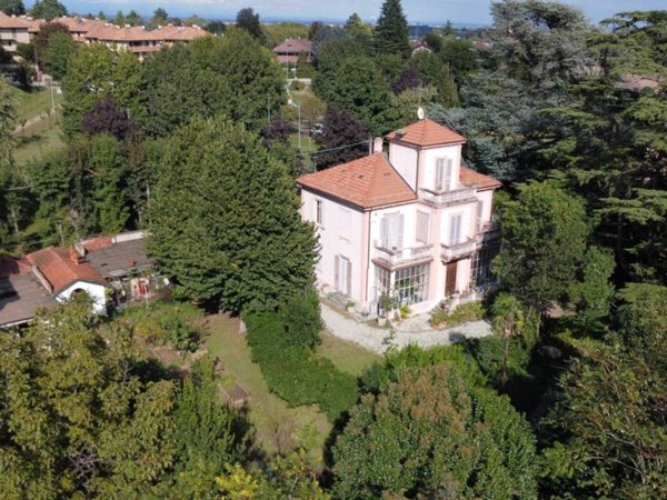 casa indipendente in vendita a Rivoli