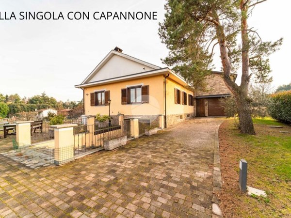 casa indipendente in vendita a Rivoli in zona Bruere