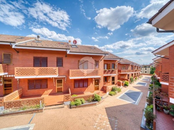 casa indipendente in vendita a Rivoli