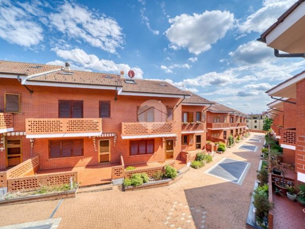 casa indipendente in vendita a Rivoli