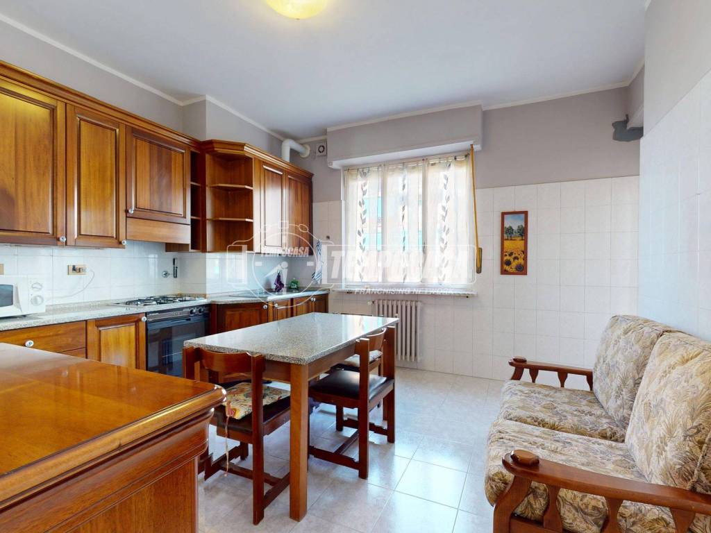 appartamento in vendita a Rivoli in zona Cascine Vica