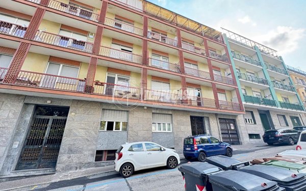 appartamento in vendita a Rivoli in zona Cascine Vica