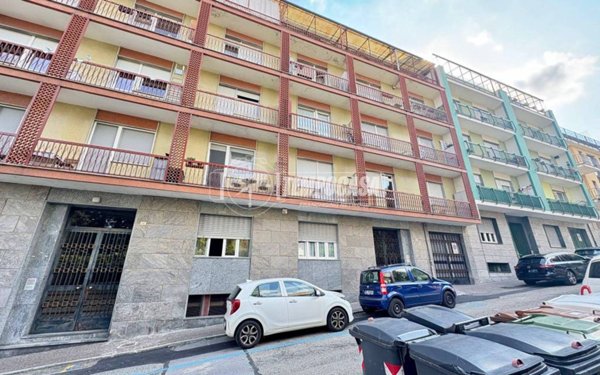 appartamento in vendita a Rivoli in zona Cascine Vica