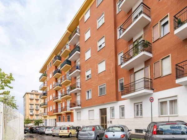 appartamento in vendita a Rivoli in zona Bruere