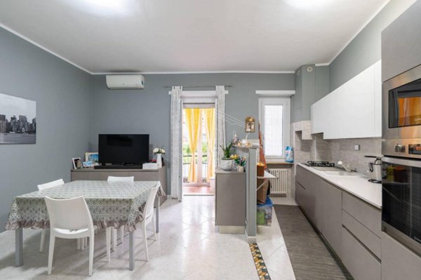 appartamento in vendita a Rivoli in zona Bruere