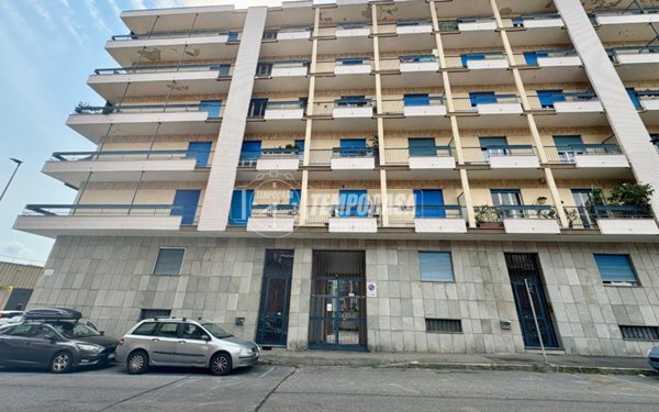 appartamento in vendita a Rivoli in zona Tetti Neirotti