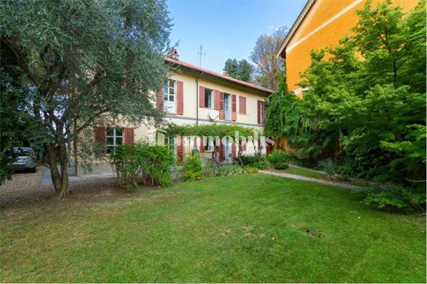 casa indipendente in vendita a Rivoli