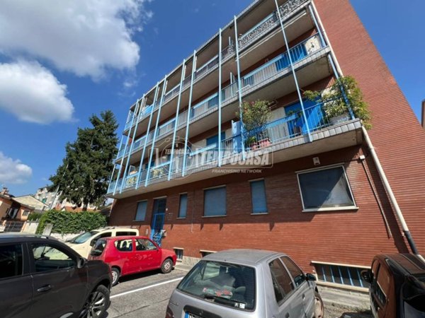 appartamento in vendita a Rivoli in zona Cascine Vica