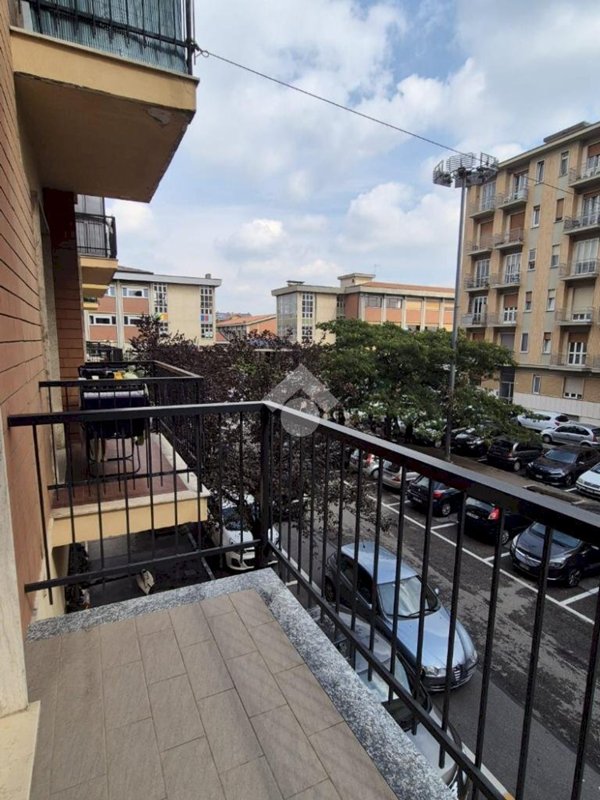 appartamento in vendita a Rivoli in zona Cascine Vica