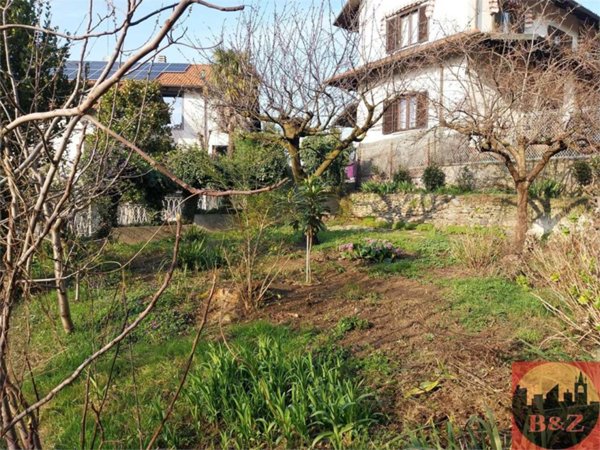 casa indipendente in vendita a Rivoli