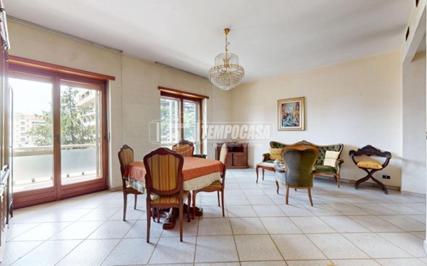 appartamento in vendita a Rivoli in zona Cascine Vica