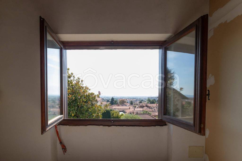 casa indipendente in vendita a Rivoli