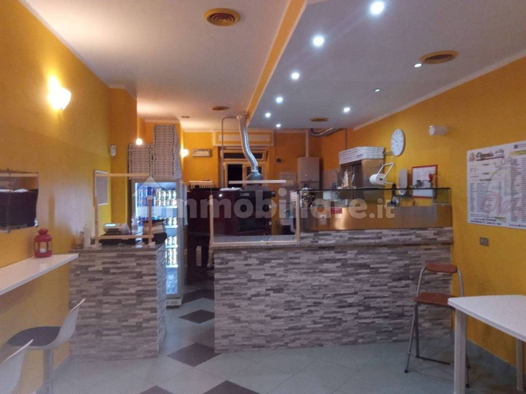 negozio in vendita a Rivoli