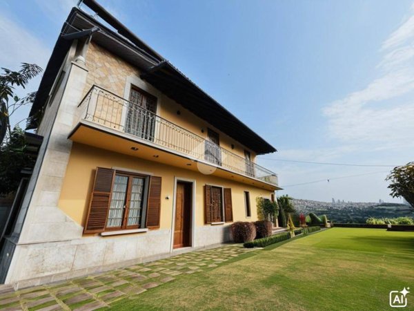 casa indipendente in vendita a Rivoli