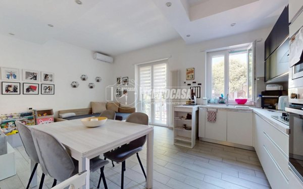 appartamento in vendita a Rivoli in zona Bruere