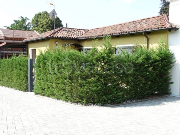 casa indipendente in vendita a Rivoli in zona Bruere