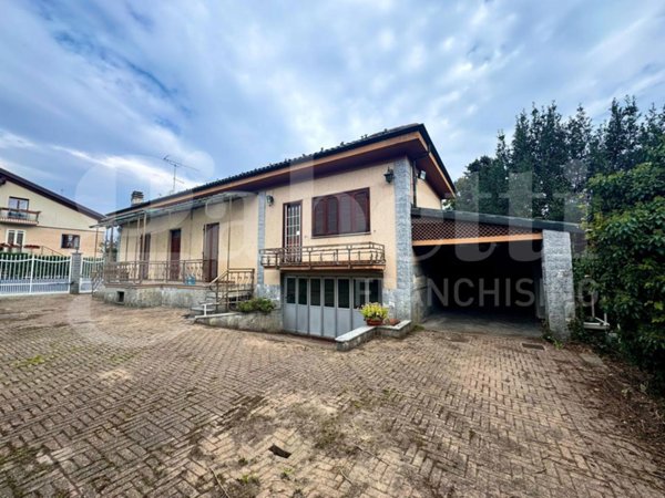casa indipendente in vendita a Rivoli