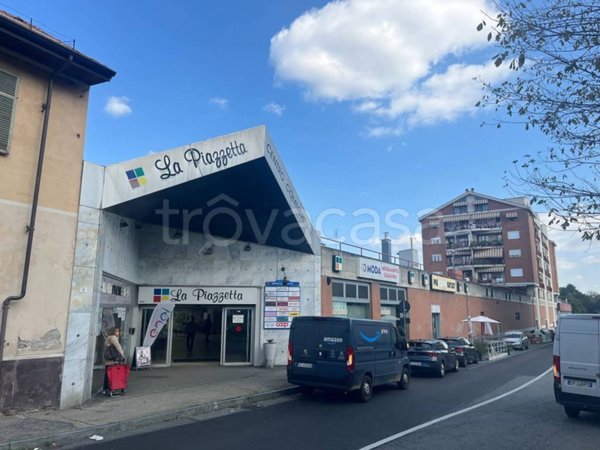 negozio in vendita a Rivoli