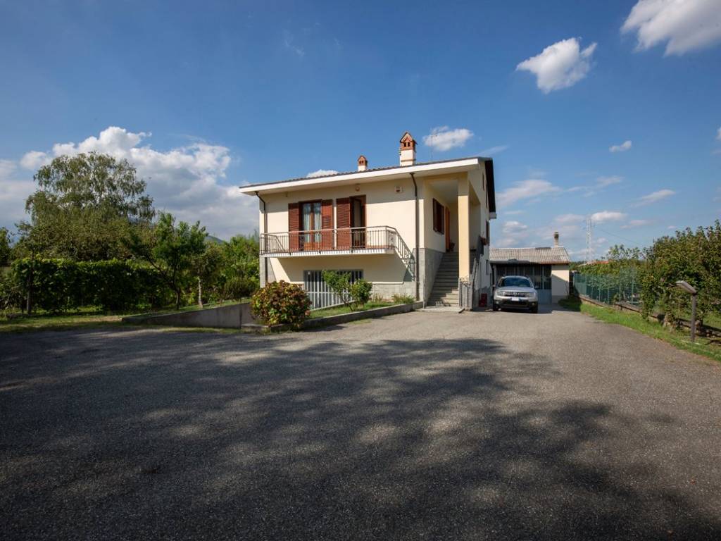 casa indipendente in vendita a Rivoli