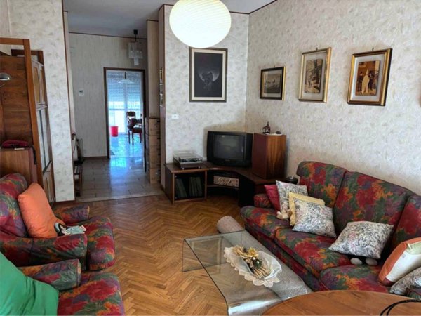 appartamento in vendita a Rivoli in zona Cascine Vica