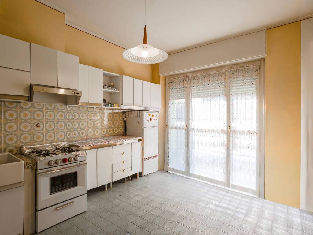 appartamento in vendita a Rivoli in zona Cascine Vica