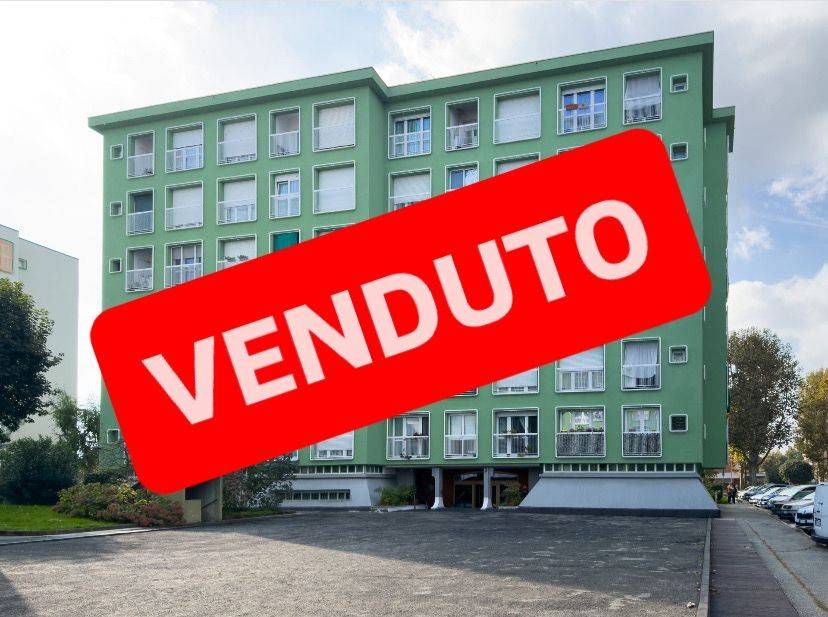 appartamento in vendita a Rivoli in zona Cascine Vica