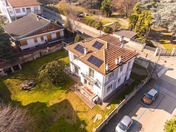casa indipendente in vendita a Rivoli