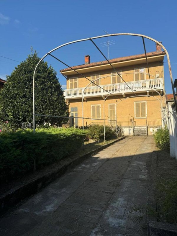 casa indipendente in vendita a Rivoli