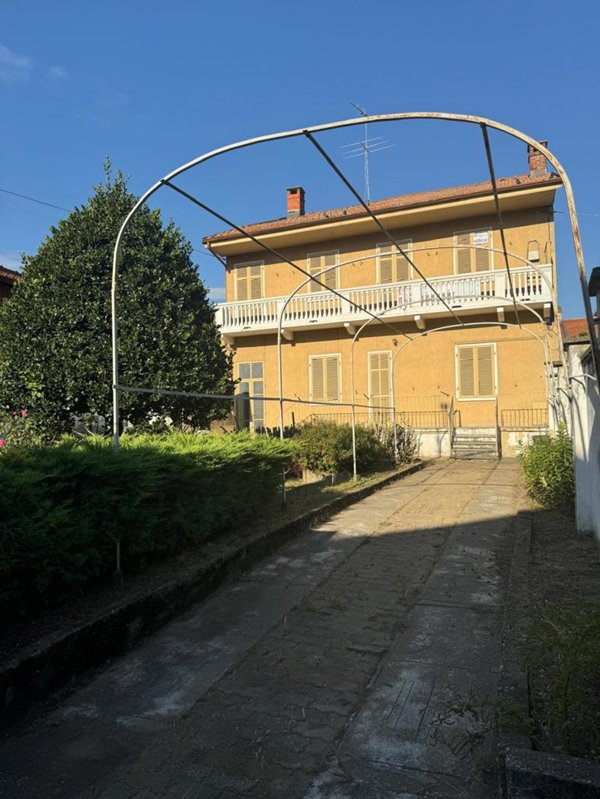 casa indipendente in vendita a Rivoli