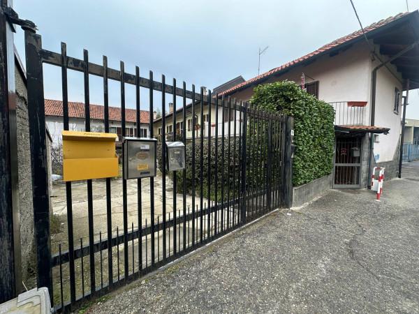 negozio in vendita a Rivoli